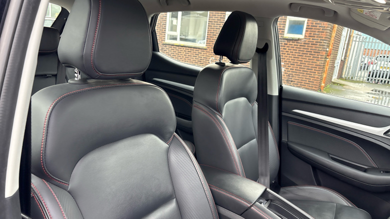 MG ZS 115kW Trophy EV Long Range 73kWh 5dr Auto Electric Hatchback